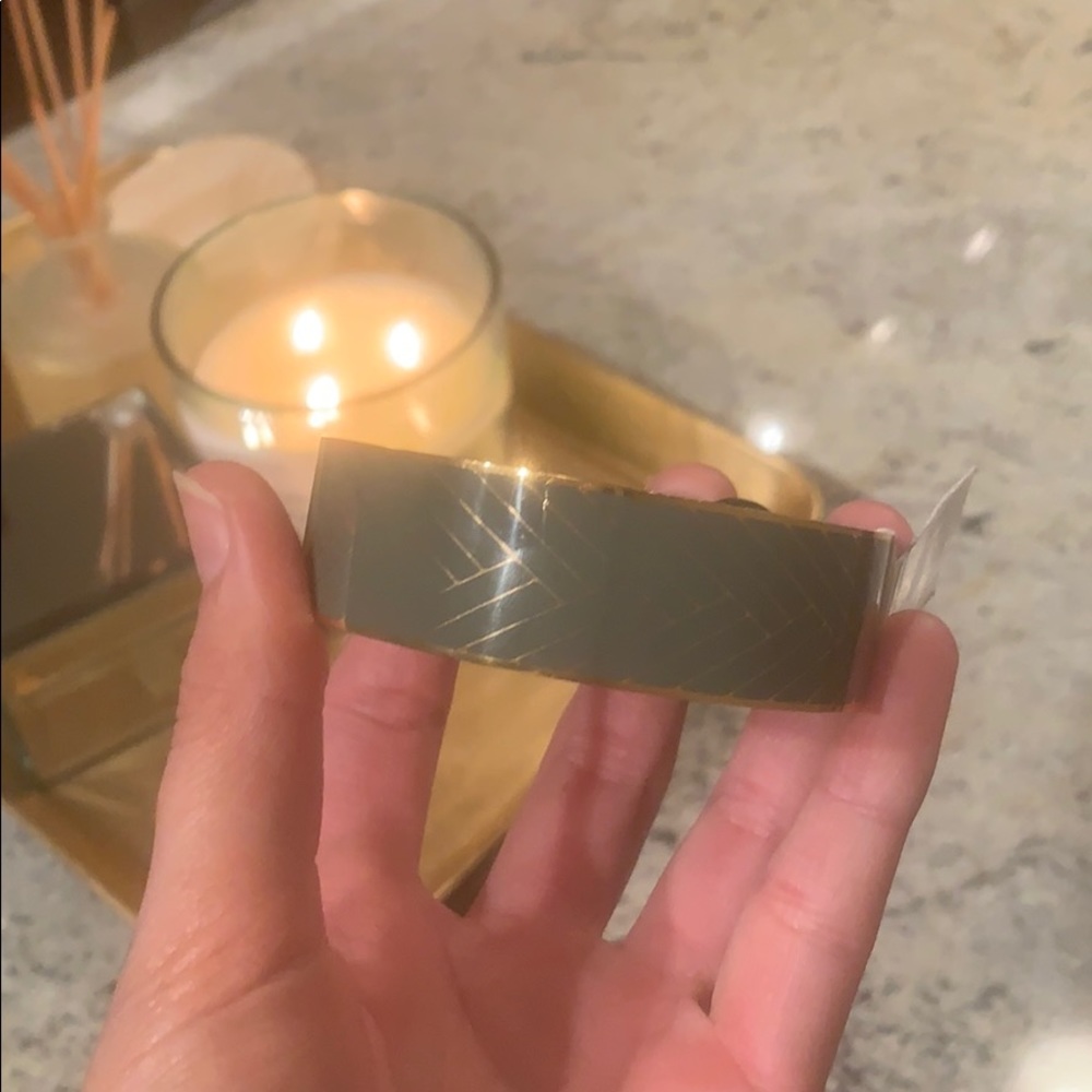 J crew bangle bracelet